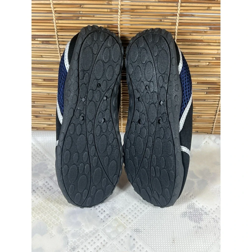 sun &sky kids aqua shoes size 2-3 Blue Black‎